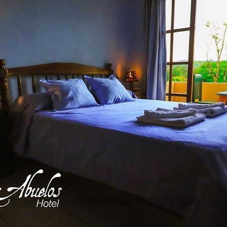 Hotel Los Abuelos Эль-Собербио Экстерьер фото