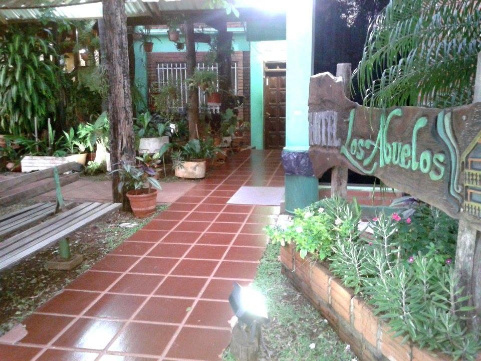 Hotel Los Abuelos Эль-Собербио Экстерьер фото