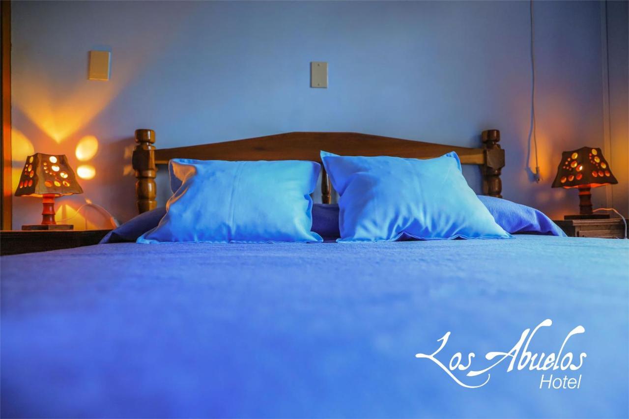 Hotel Los Abuelos Эль-Собербио Экстерьер фото